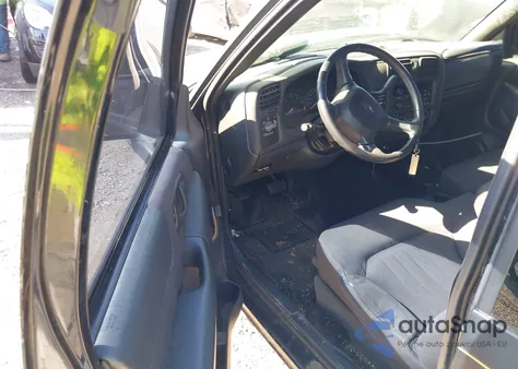 2003 Chevrolet S Truck S10 из США, поврежденный, VIN 1GCCS19X738175123